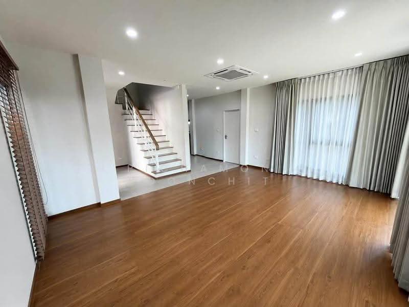 undefined, Bangkok, Chong Nonsi, Yan Nawa, Bangkok, 4 Bedrooms, 218 sqm, Single Detached House For Sale, by Pichamon Boonchit, 500530224 - DDproperty.com
