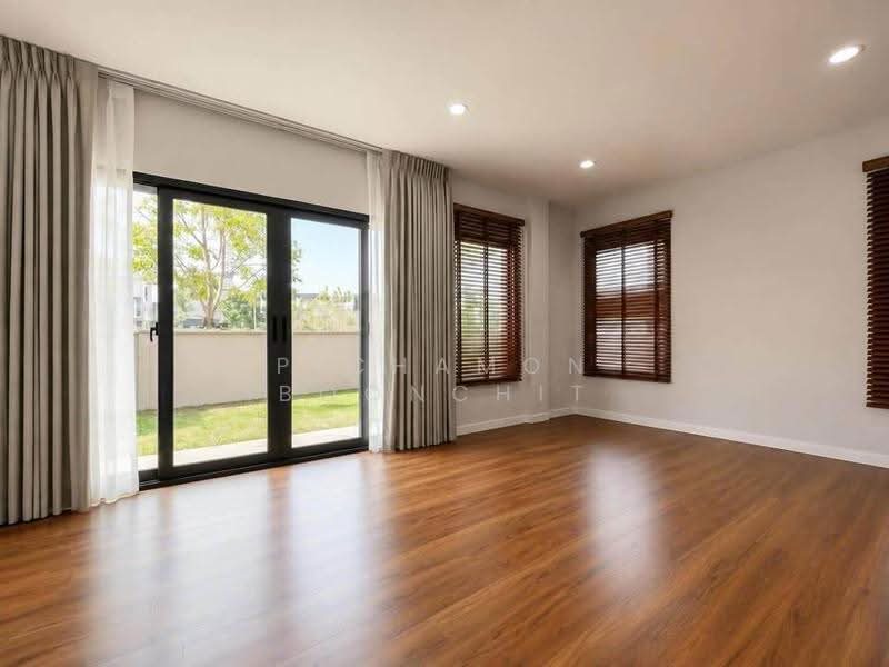 undefined, Bangkok, Chong Nonsi, Yan Nawa, Bangkok, 4 Bedrooms, 218 sqm, Single Detached House For Sale, by Pichamon Boonchit, 500530224 - DDproperty.com