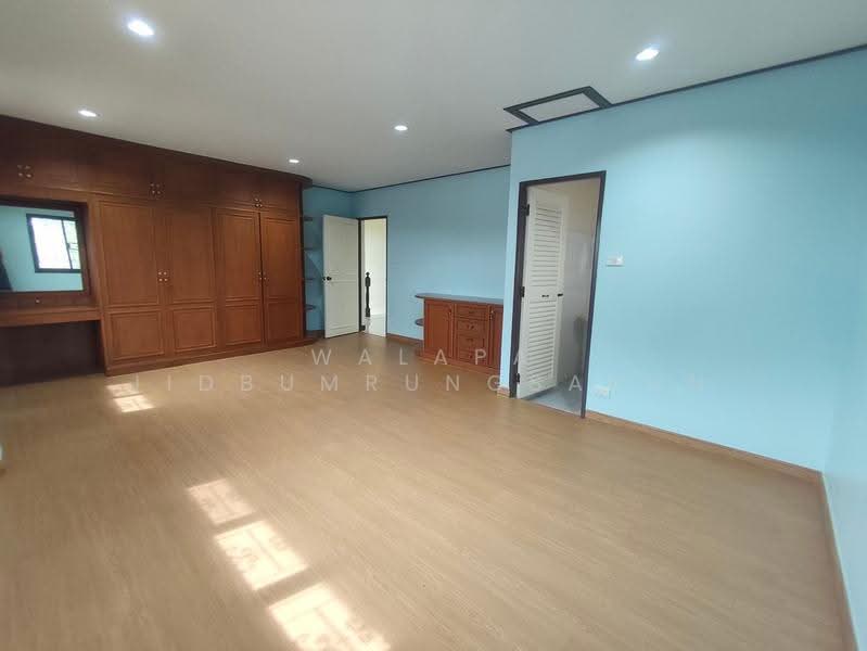 บ้าน 5-ห้องนอน, กรุงเทพ, คันนายาว, กรุงเทพ, 4 ตร.ม., บ้านเดี่ยว ให้เช่า, โดย Walapa Jidbumrungsakun, 500530256 - DDproperty.com