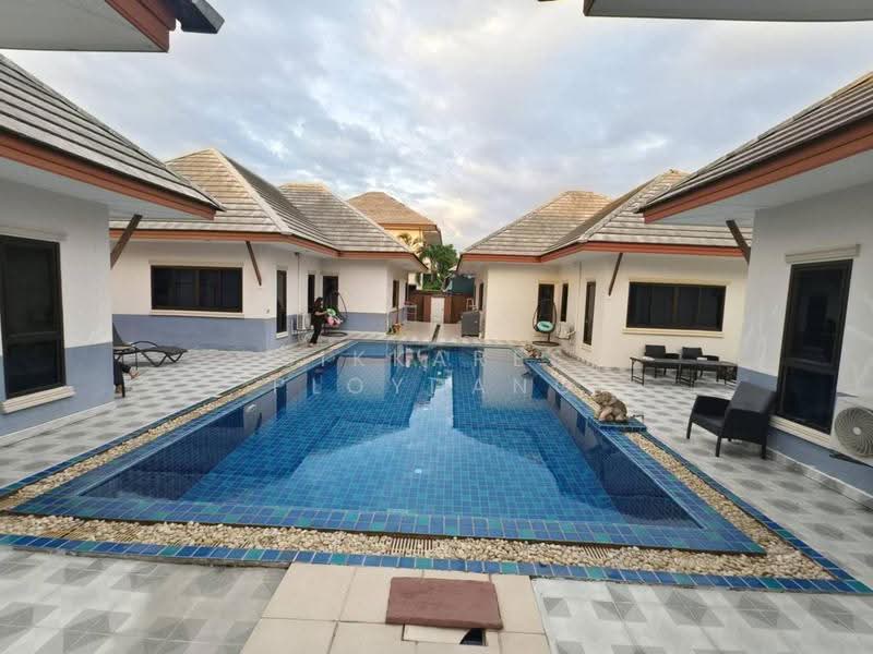 Baan Dusit Pattaya Park, Chon Buri (Pattaya), Muang Pattaya Road, Huai Yai, Bang Lamung (Pattaya), Chon Buri (Pattaya), 10+ Bedrooms, 1,080 sqm, Villa For Sale, by Sikkares Ploydang, 500530347 - DDproperty.com