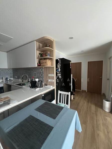Baan Siri Sathorn Yenakard, Bangkok, Yenakat, Thung Maha Mek, Sathon, Bangkok, 2 Bedrooms, 71 sqm, Condo For Sale, by Kanthayavee Chaicharoenseree, 500530360 - DDproperty.com
