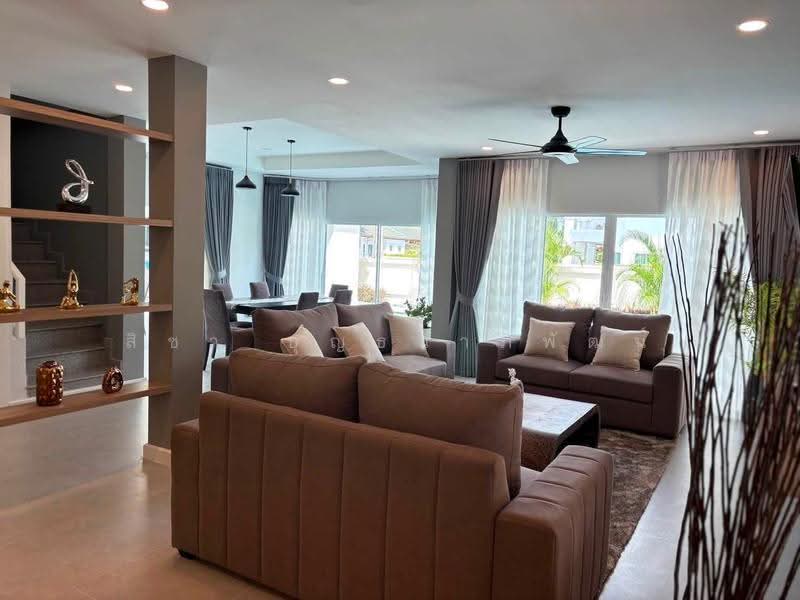 Green Field Villas 1, Chon Buri (Pattaya), Soi Moobaan Green Field Villa, Bang Lamung, Bang Lamung (Pattaya), Chon Buri (Pattaya), 5 Bedrooms, 380 sqm, Single Detached House For Rent, by สิชา บุญธนาภิพัฒน์, 500530393 - DDproperty.com