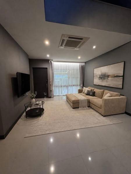 Landmark Ekamai-Ramindra : แลนด์มาร์ค เอกมัย-รามอินทรา, กรุงเทพ, ถนนสุคนธสวัสดิ์, ลาดพร้าว, กรุงเทพ, 224 ตร.ม., ทาวน์เฮ้าส์ ให้เช่า, โดย ปรินทร์ญาดา ชิณโชติ, 500530419 - DDproperty.com