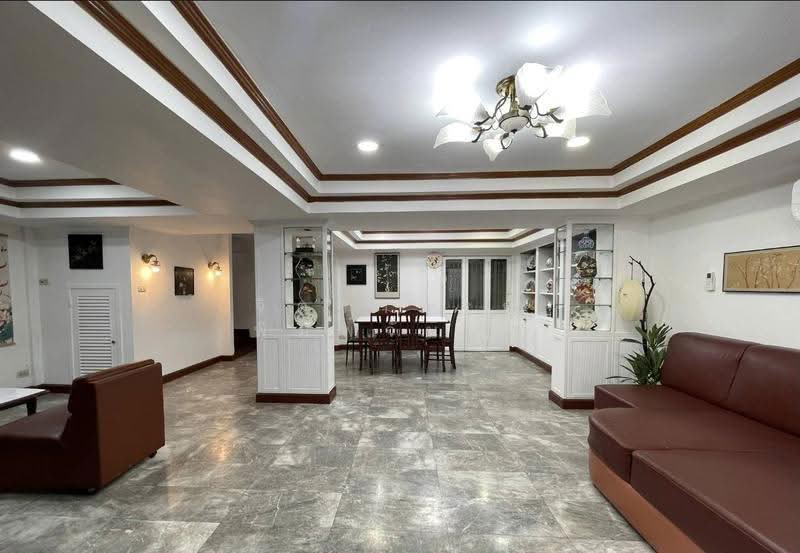 Ekkamai 12, กรุงเทพ, สุขุมวิท63, คลองตันเหนือ, วัฒนา, กรุงเทพ, 350 ตร.ม., ทาวน์เฮ้าส์ ให้เช่า, โดย จิตราภรณ์ พิมพ์จันทร์, 500530437 - DDproperty.com