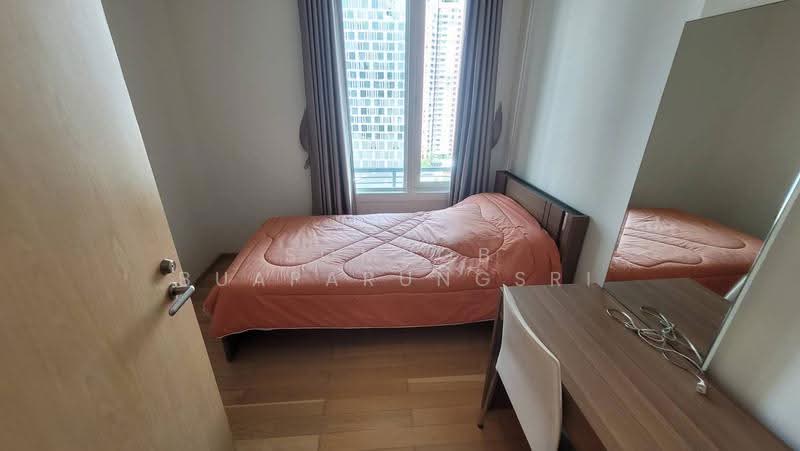 Siri At Sukhumvit, Bangkok, 902 Sukhumvit Road, Phra Kanong, Khlong Toei, Bangkok, 2 Bedrooms, 70 sqm, Condo For Rent, by Sompob Buaparungsri, 500530447 - DDproperty.com