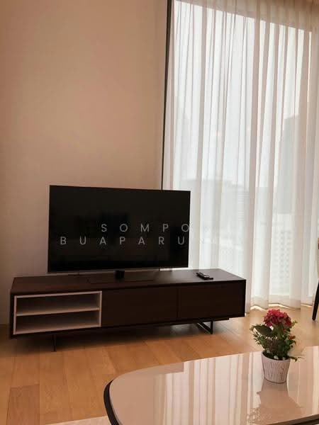 28 Chidlom, Bangkok, 28 Chit Lom Alley, Lumphini, Pathum Wan, Bangkok, 2 Bedrooms, 70 sqm, Condo For Rent, by Sompob Buaparungsri, 500530454 - DDproperty.com