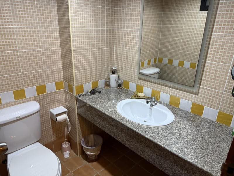 Lumpini Place, Bangkok, 111 Soi Kraisi, Thung Maha Mek, Sathon, Bangkok, 2 Bedrooms, 60 sqm, Condo For Sale, by Grow Around Estate Company Limited, 500530512 - DDproperty.com