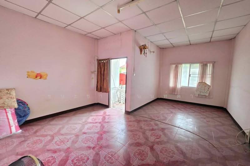 หมู่บ้านสวนทองวิลล่า 8 ลำลูกกาคลอง 4, ปทุมธานี, ลาดสวาย, ลำลูกกา, ปทุมธานี, 64 ตร.ม., ทาวน์เฮ้าส์ ขาย, โดย ชนะชาติ นนท์ตา, 500530529 - DDproperty.com