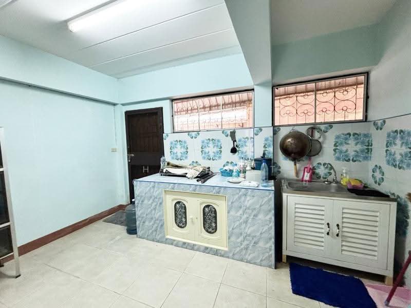 ทาวน์เฮ้าส์ในเมือง ลำพูน, Lamphun, Nai Muang, Muang Lamphun, Lamphun, 2 Bedrooms, 100 sqm, Townhouse For Sale, by The Best Property ยุ้ย, 500530537 - DDproperty.com