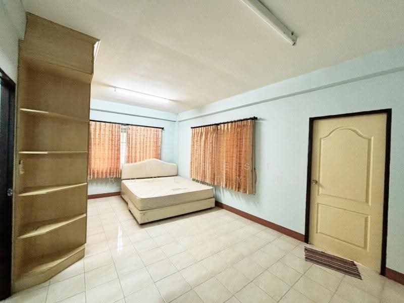 ทาวน์เฮ้าส์ในเมือง ลำพูน, Lamphun, Nai Muang, Muang Lamphun, Lamphun, 2 Bedrooms, 100 sqm, Townhouse For Sale, by The Best Property ยุ้ย, 500530537 - DDproperty.com