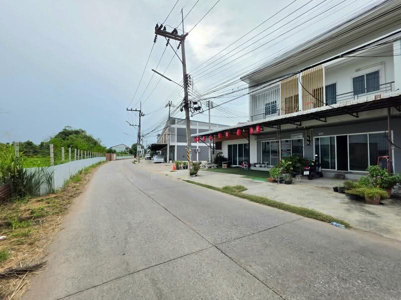 บีเอ็นโฮม ศรีราชา (BN Home), Chon Buri (Pattaya), Bueng, Si Racha, Chon Buri (Pattaya), 2 Bedrooms, 100 sqm, Townhouse For Sale, by The Best Property นุช, 500530542 - DDproperty.com