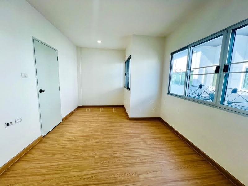 Lumpini Town Ville Srinakarin – Bearing, Samut Prakan, Soi Sridan 18, Srinakarin Road, Samrong Nua, Muang Samut Prakarn, Samut Prakan, 3 Bedrooms, 100 sqm, Townhouse For Sale, by The Best Property ปู, 500530550 - DDproperty.com
