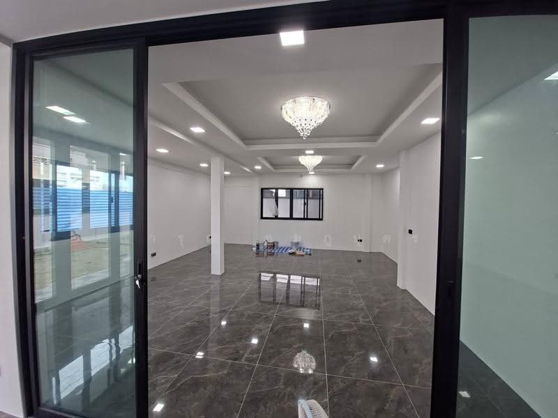 สุขุมวิท 101/1, Bangkok, Bang Chak, Phra Khanong, Bangkok, 4 Bedrooms, 1 sqm, Single Detached House For Rent, by การุณ ชมภูบุตร, 500530592 - DDproperty.com