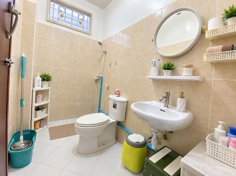 Baan Warinthorn Rangsit Klong 3, Pathum Thani, Klong 3 Road, Lat Sawai, Lam Luk Ka, Pathum Thani, 3 Bedrooms, 234 sqm, Single Detached House For Sale, by ภัทรนัน อิศรางกูร ณ อยุธยา, 500530606 - DDproperty.com