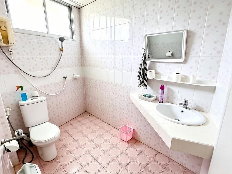 2 Unit Commercial Building for Sale Pratumnak 4 Storeys, Chon Buri (Pattaya), Bang Lamung, Bang Lamung (Pattaya), Chon Buri (Pattaya), , 232 sqm, Shophouse For Sale, by PLC REAL ESTATE, 500530607 - DDproperty.com