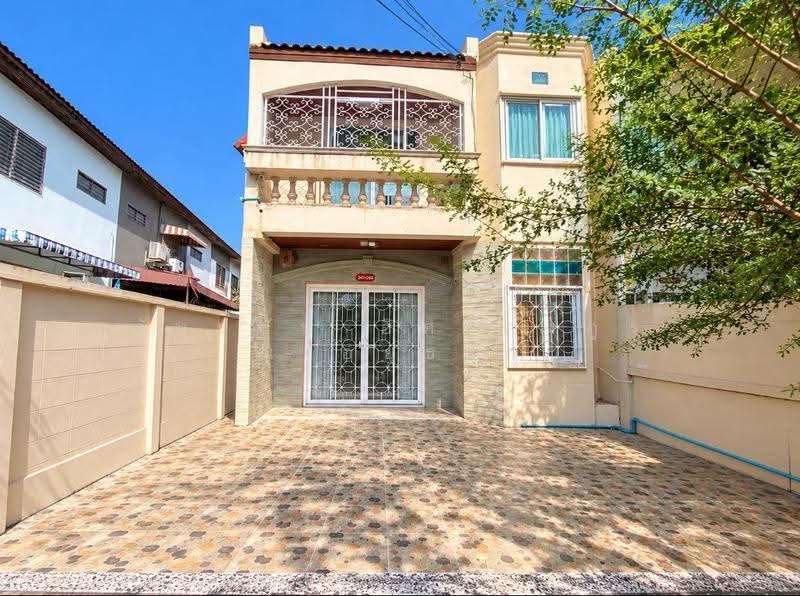 Green Park Ville Donmuang, Bangkok, Si Khan, Don Mueang, Bangkok, 3 Bedrooms, 114 sqm, Townhouse For Sale, by ภัทรนัน อิศรางกูร ณ อยุธยา, 500530641 - DDproperty.com