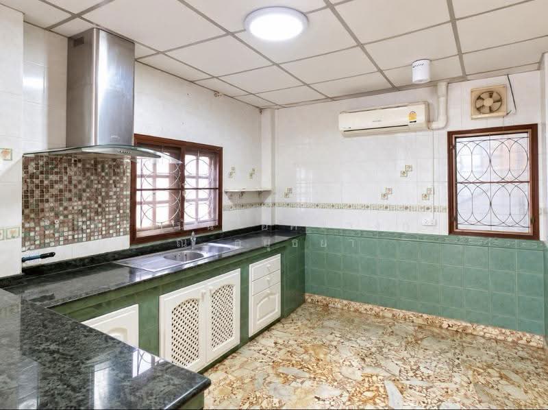 Green Park Ville Donmuang, Bangkok, Si Khan, Don Mueang, Bangkok, 3 Bedrooms, 114 sqm, Townhouse For Sale, by ภัทรนัน อิศรางกูร ณ อยุธยา, 500530641 - DDproperty.com