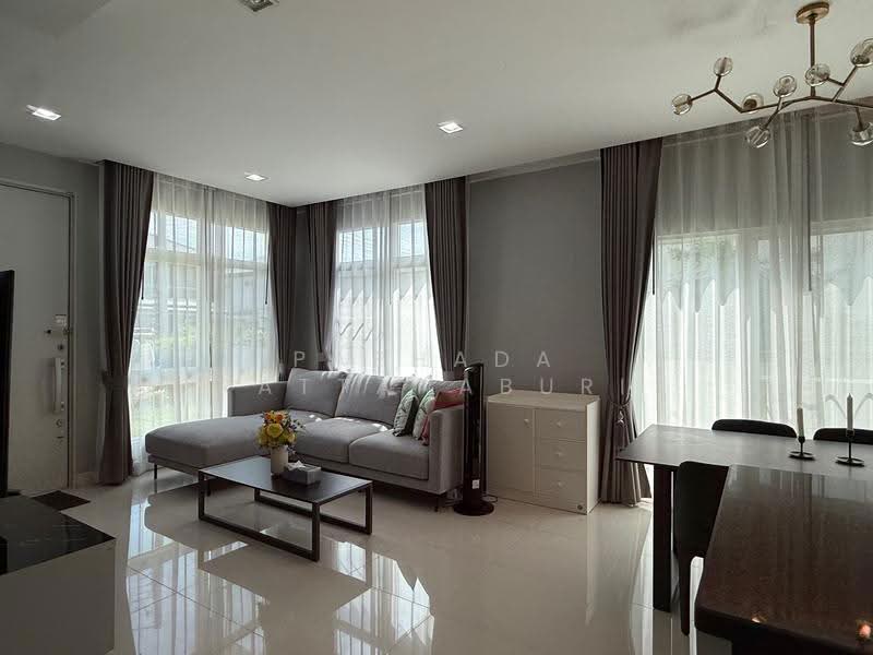 Mantana Onnut-Wongwaen 5, Bangkok, Kanchanaphisek Road, Dok Mai, Prawet, Bangkok, 3 Bedrooms, 158 sqm, Single Detached House For Rent, by Paphada Rattanaburi, 500530673 - DDproperty.com