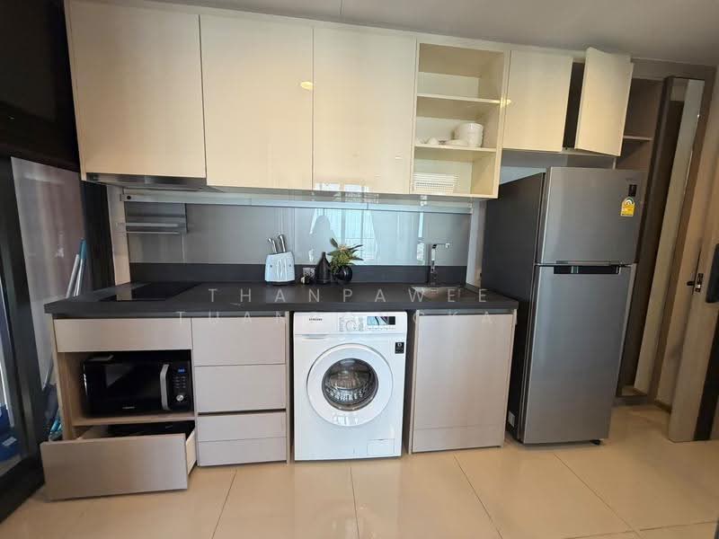 Oka Haus Sukhumvit 36, Bangkok, 3399 Rama 4 Road, Khong Tan, Khlong Toei, Bangkok, 2 Bedrooms, 50 sqm, Condo For Rent, by Thanpawee Tuanpongkai, 500530677 - DDproperty.com