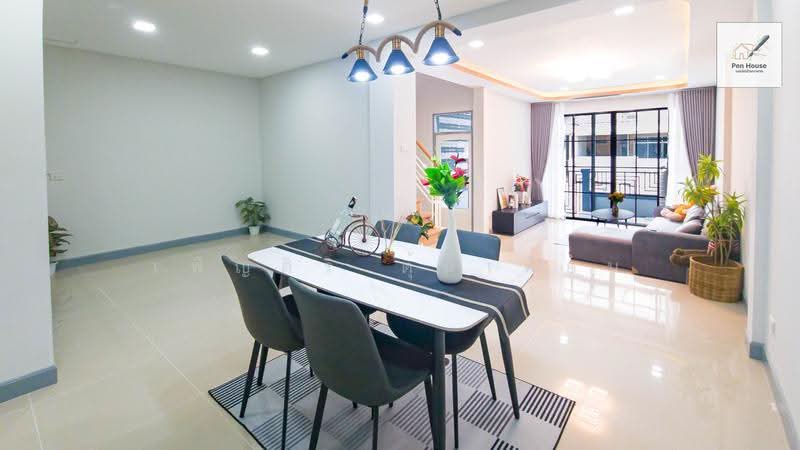 หมู่บ้านรื่นฤดี 5, กรุงเทพ, บางชัน, คลองสามวา, กรุงเทพ, 22 ตร.ม., ทาวน์เฮ้าส์ ขาย, โดย เพ็ญศิริ ตุ้มเทียน, 500530695 - DDproperty.com