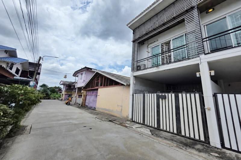 ทาวน์เฮาส์ 2 ชั้น ซอยรามอินทรา 14 แยก 22, Bangkok, มัยลาภ, Tha Rang, Bang Khen, Bangkok, 2 Bedrooms, 110 sqm, Townhouse For Sale, by สง่าชัย ไทรทองคำ, 500530704 - DDproperty.com