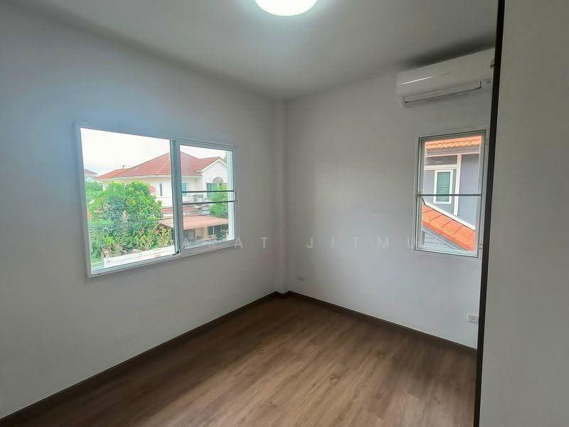 Perfect Place Sukhumvit 77-Suvarnabhumi, Samut Prakan, Lat Krabang Road, Rachathewa, Bang Plee, Samut Prakan, 4 Bedrooms, 170 sqm, Single Detached House For Sale, by Jutarat Jitmun, 500530781 - DDproperty.com
