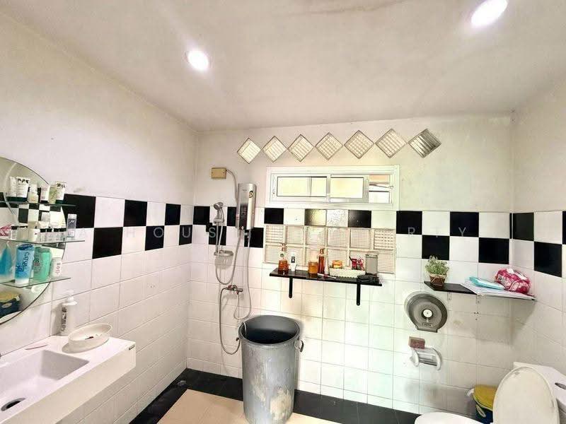 Beautiful detached house for sale in Sriracha-Chak Kho. Excellent location, very livable, Chon Buri (Pattaya), Surasak, Si Racha, Chon Buri (Pattaya), 3 Bedrooms, 400 sqm, Single Detached House For Sale, by A House Property Co.,Ltd., 500530800 - DDproperty.com
