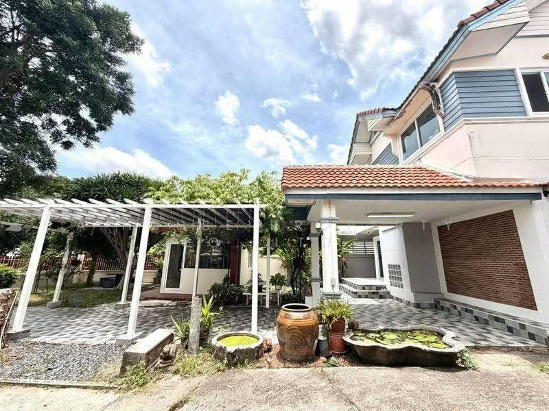 Beautiful detached house for sale in Sriracha-Chak Kho. Excellent location, very livable, Chon Buri (Pattaya), Surasak, Si Racha, Chon Buri (Pattaya), 3 Bedrooms, 400 sqm, Single Detached House For Sale, by A House Property Co.,Ltd., 500530800 - DDproperty.com