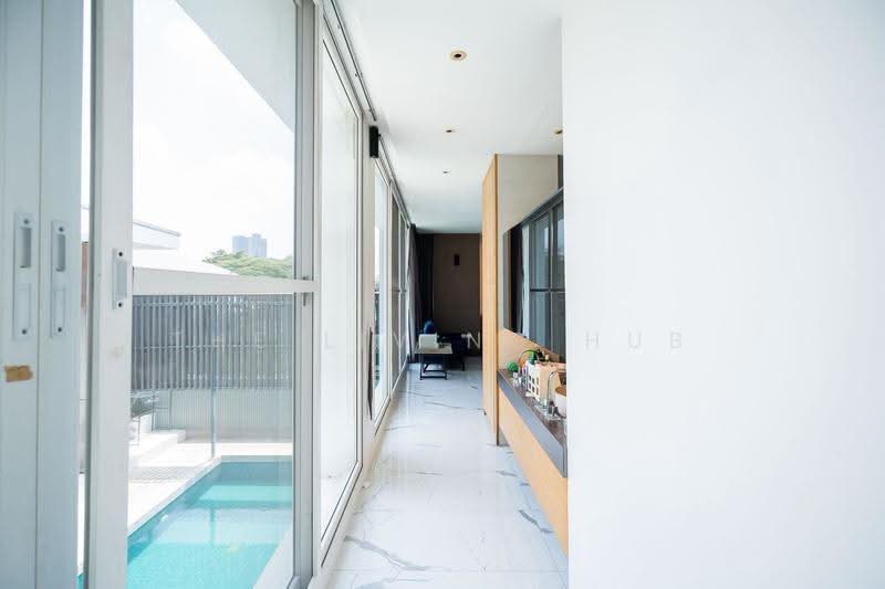 บ้านหรู 3 ชั้น พูลวิลล่า เมืองแก้ว ซ.6 บางนา, สมุทรปราการ, บางแก้ว, บางพลี, สมุทรปราการ, 750 ตร.ม., บ้านเดี่ยว ขาย, โดย THE LIVING HUB, 500530803 - DDproperty.com