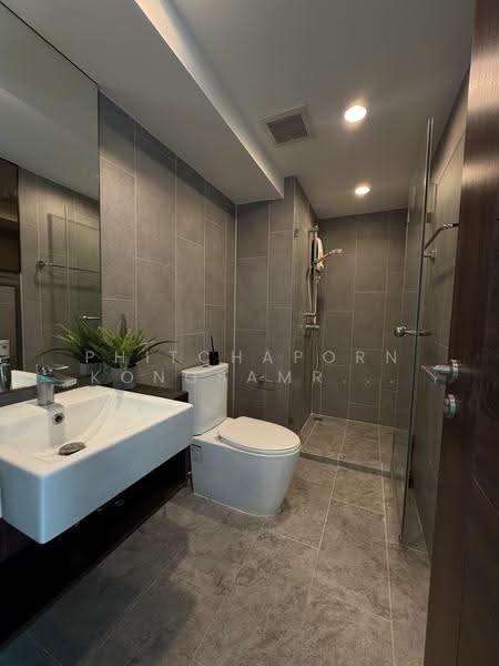 C Ekkamai, Bangkok, 888 Soi Sukhumvit 63, Sukhumvit Road, Khlong Tan Nua, Watthana, Bangkok, 1 Bedroom, 50 sqm, Condo For Rent, by Phitchaporn Kongsamrong, 500530839 - DDproperty.com