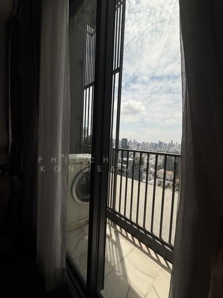 C Ekkamai, Bangkok, 888 Soi Sukhumvit 63, Sukhumvit Road, Khlong Tan Nua, Watthana, Bangkok, 1 Bedroom, 50 sqm, Condo For Rent, by Phitchaporn Kongsamrong, 500530839 - DDproperty.com