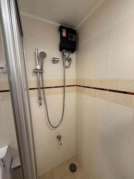 Lumpini Ville Cultural Center, Bangkok, Prachautid Road, Samsen Nok, Huai Khwang, Bangkok, 2 Bedrooms, 62 sqm, Condo For Rent, by Sopisa Budchiw, 500530933 - DDproperty.com