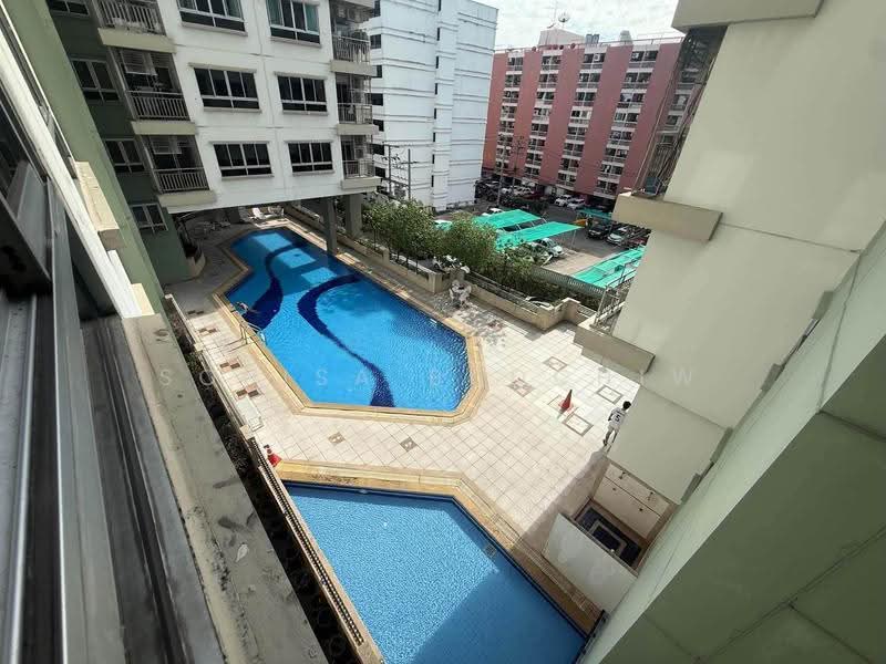 Lumpini Ville Cultural Center, Bangkok, Prachautid Road, Samsen Nok, Huai Khwang, Bangkok, 2 Bedrooms, 62 sqm, Condo For Rent, by Sopisa Budchiw, 500530933 - DDproperty.com