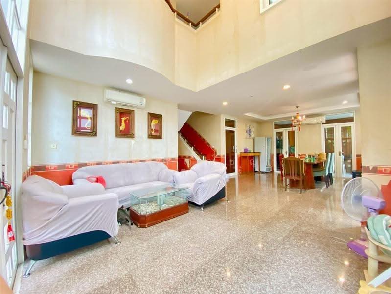 The Pumarin Rangsit, Pathum Thani, Khu Khot, Lam Luk Ka, Pathum Thani, 5 Bedrooms, 600 sqm, Semi-Detached House (Twin House) For Sale, by คุณ กัญญ์ชญา คารมดี (จิ๋ว), 500530939 - DDproperty.com