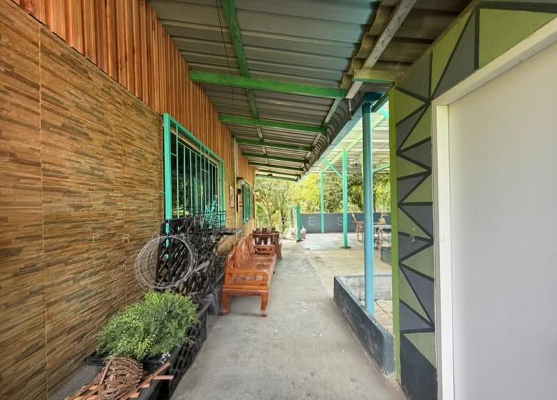 บ้านเดี่ยวพร้อมกิจการดอนตูม นครปฐม, Nakhon Pathom, Ban Luang, Don Tum, Nakhon Pathom, 6 Bedrooms, 300 sqm, Single Detached House For Sale, by The Best Property เอิร์น, 500530951 - DDproperty.com