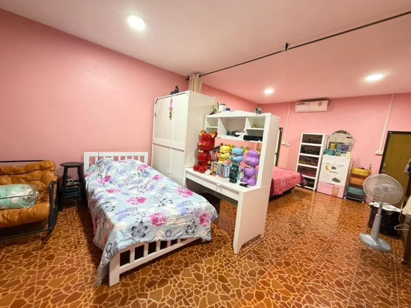 บ้านเดี่ยวพร้อมกิจการดอนตูม นครปฐม, Nakhon Pathom, Ban Luang, Don Tum, Nakhon Pathom, 6 Bedrooms, 300 sqm, Single Detached House For Sale, by The Best Property เอิร์น, 500530951 - DDproperty.com
