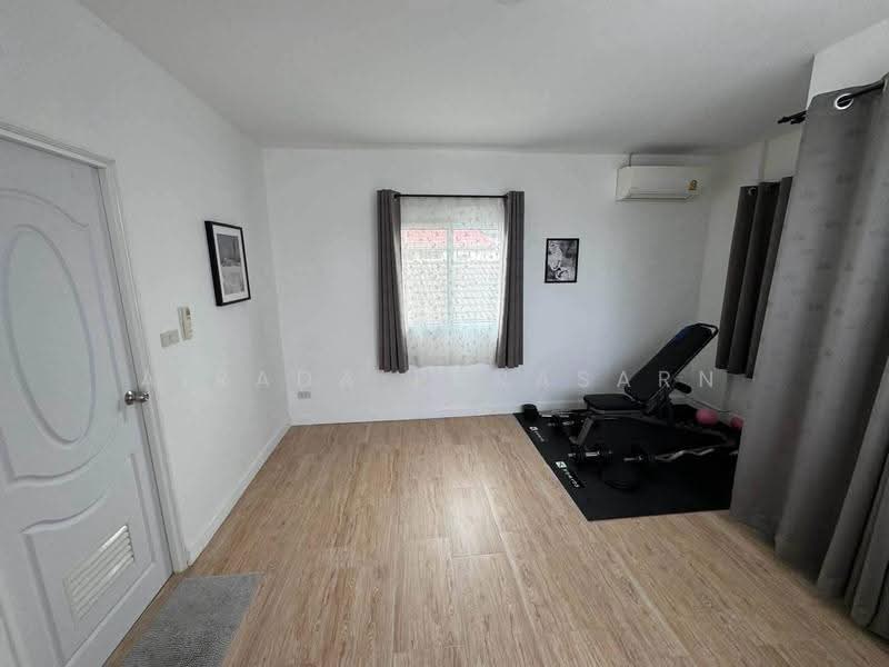 Sammakorn Ramkamhang 112, Bangkok, Saphan Sung, Bangkok, 3 Bedrooms, 240 sqm, Villa For Rent, by Airada Parasarn, 500530962 - DDproperty.com