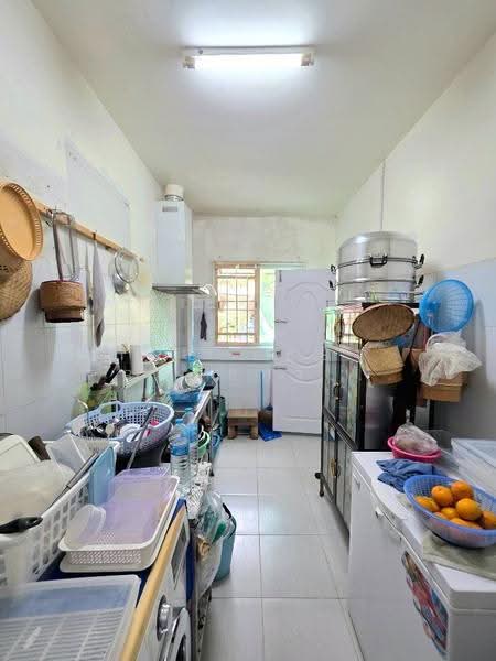 โกลเด้นทาวน์ แหลมฉบัง, Chon Buri (Pattaya), Thung Suk La, Si Racha, Chon Buri (Pattaya), 2 Bedrooms, 100 sqm, Townhouse For Sale, by The Best Property วา, 500530969 - DDproperty.com
