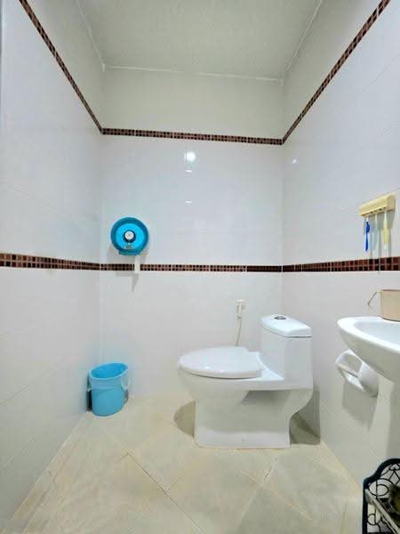 โกลเด้นทาวน์ แหลมฉบัง, Chon Buri (Pattaya), Thung Suk La, Si Racha, Chon Buri (Pattaya), 2 Bedrooms, 100 sqm, Townhouse For Sale, by The Best Property วา, 500530969 - DDproperty.com