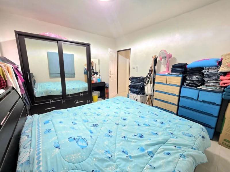 โกลเด้นทาวน์ แหลมฉบัง, Chon Buri (Pattaya), Thung Suk La, Si Racha, Chon Buri (Pattaya), 2 Bedrooms, 100 sqm, Townhouse For Sale, by The Best Property วา, 500530969 - DDproperty.com