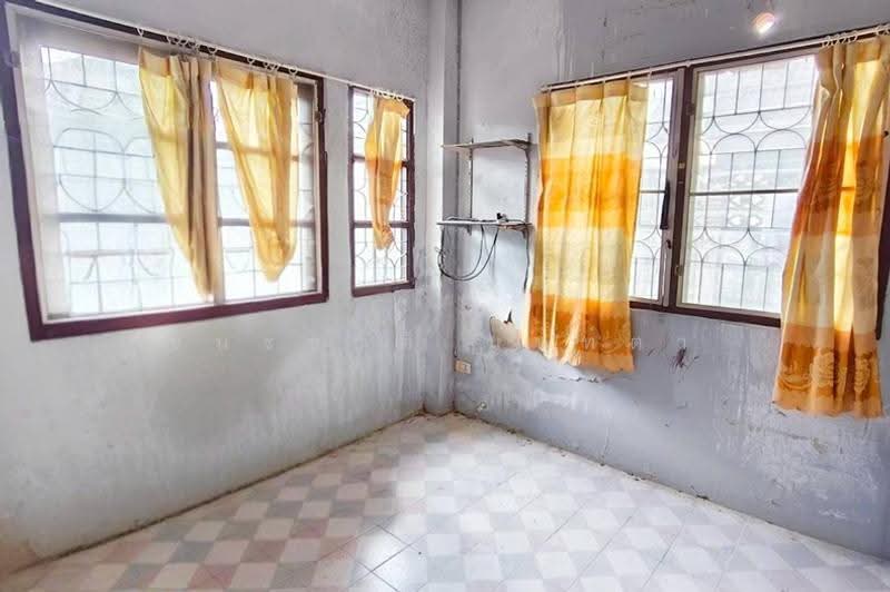 ซอยไสวประชาราษฎร์ 17, Pathum Thani, Lat Sawai, Lam Luk Ka, Pathum Thani, 3 Bedrooms, 240 sqm, Single Detached House For Sale, by ชนะชาติ นนท์ตา, 500530981 - DDproperty.com