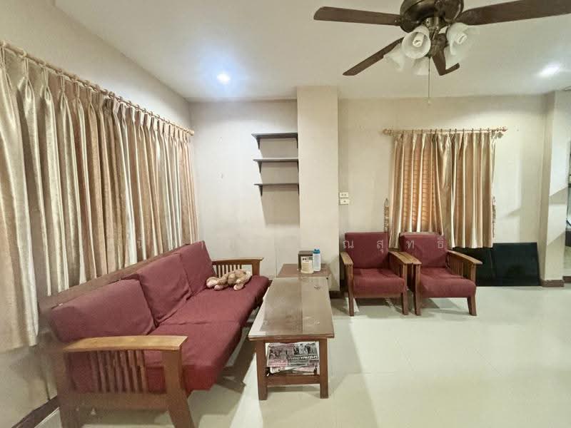 ทาวน์โฮม คลองเตย 20, Songkhla, Hat-Yai, Hat Yai, Songkhla, 3 Bedrooms, 170 sqm, Townhouse For Sale, by ชนิดาภา กัณสุทธิ์, 500530985 - DDproperty.com