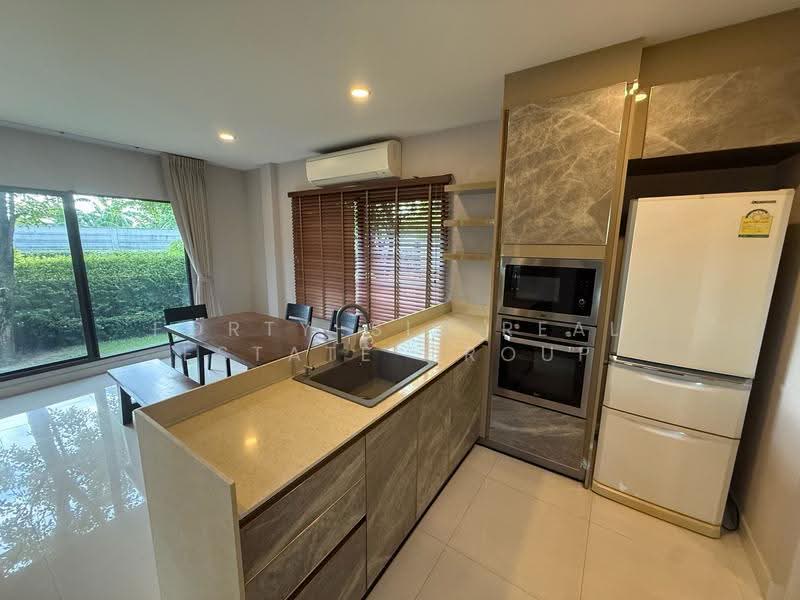 The City Pattanakarn, Bangkok, On Nut Road, Prawet, Bangkok, 4 Bedrooms, 240 sqm, Single Detached House For Rent, by Forty-Six Real Estate Group, 500530992 - DDproperty.com