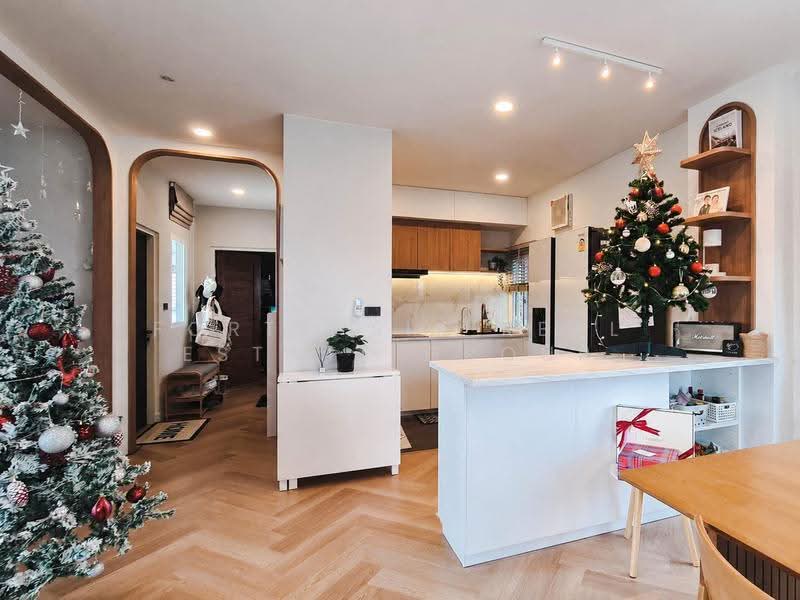 Centro Phahol-Vibhavadi 2, Pathum Thani, Klong 1 Khlong Luang, Khlong Nung, Khlong Luang, Pathum Thani, 4 Bedrooms, 225 sqm, Single Detached House For Rent, by Forty-Six Real Estate Group, 500531001 - DDproperty.com