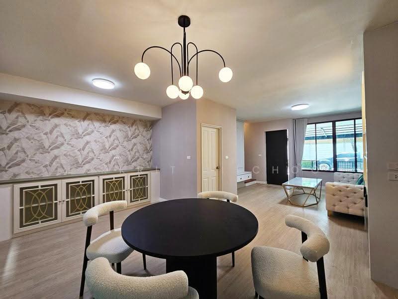 Areeya Tobe Kaset-Nawamintr, Bangkok, Lat Pla Khao Road, Chorake Bua, Lat Phrao, Bangkok, 3 Bedrooms, 180 sqm, Townhouse For Sale, by Jakkrit Nilchoo, 500531020 - DDproperty.com