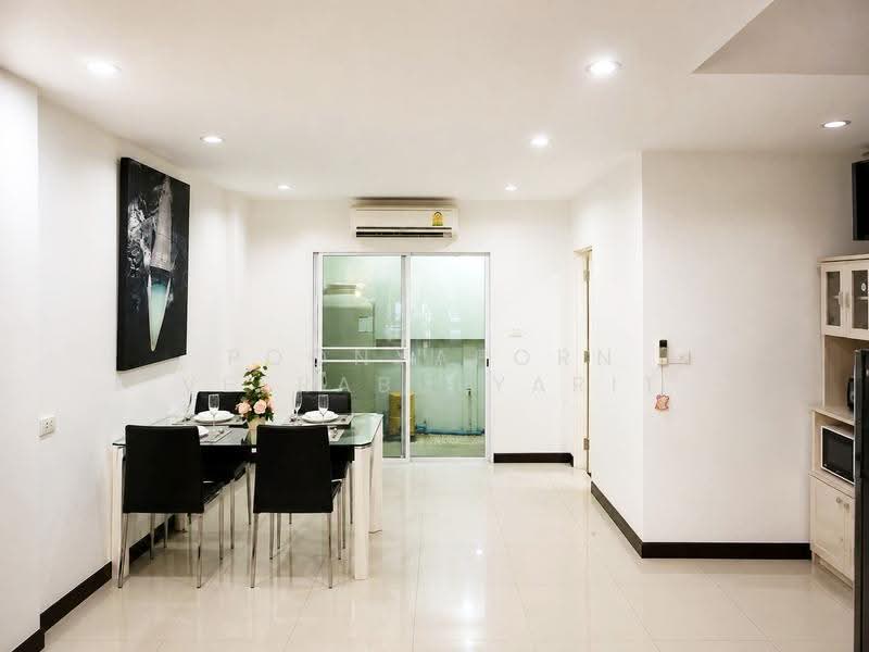 The Metro Sathorn-Kanlapaphruek : เดอะเมทโทร สาทร-กัลปพฤกษ์, กรุงเทพ, ถนนกัลปพฤกษ์, บางหว้า, ภาษีเจริญ, กรุงเทพ, 127 ตร.ม., ทาวน์เฮ้าส์ ขาย, โดย Poonyaporn Veerabulyarit, 500531038 - DDproperty.com