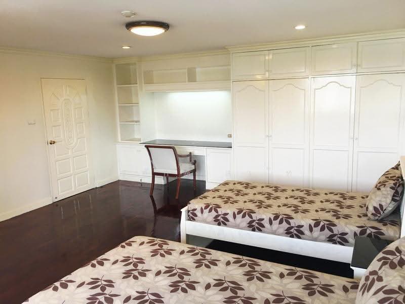 Oriental Towers, Bangkok, 25 Soi Ekkamai 12, Ekkamai Road, Khlong Tan Nua, Watthana, Bangkok, 5 Bedrooms, 452 sqm, Condo For Sale, by Surasak Satho, 500531063 - DDproperty.com