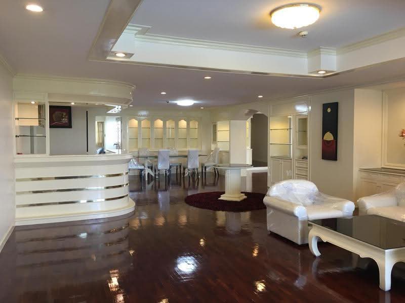 Oriental Towers, Bangkok, 25 Soi Ekkamai 12, Ekkamai Road, Khlong Tan Nua, Watthana, Bangkok, 5 Bedrooms, 452 sqm, Condo For Sale, by Surasak Satho, 500531063 - DDproperty.com