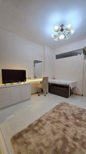 Supalai River Place Charoen Nakorn, Bangkok, 1529 Soi Chareonnakorn 39, Chareonnakorn Road, Bang Lam Phu Lang, Khlong San, Bangkok, Studio, 35 sqm, Condo For Rent, by Agentbkk, 500531076 - DDproperty.com