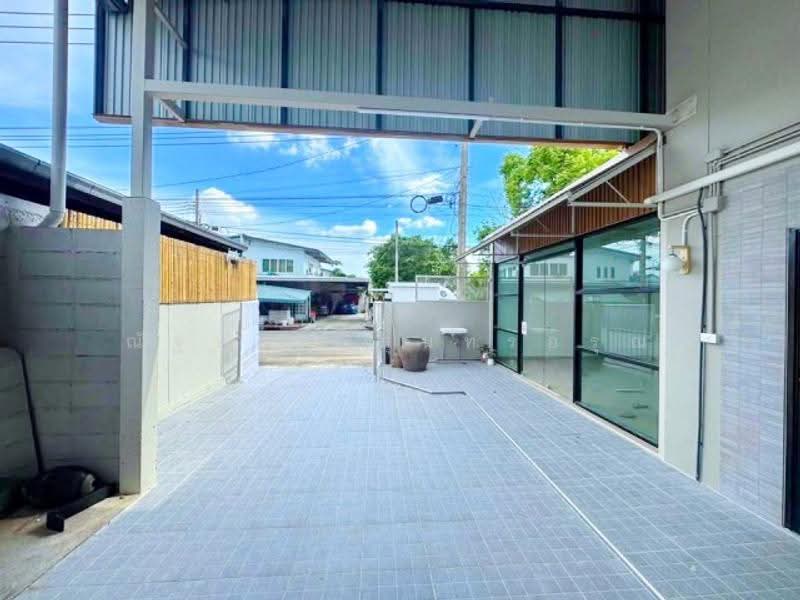 ไม่พบโครงการ, Bangkok, ม.นักกีฬาแหลมทอง, Thap Chang, Saphan Sung, Bangkok, , 200 sqm, Warehouse/Factory For Rent, by ณัฐพงศ์ สุนทรอรุณ, 500531108 - DDproperty.com